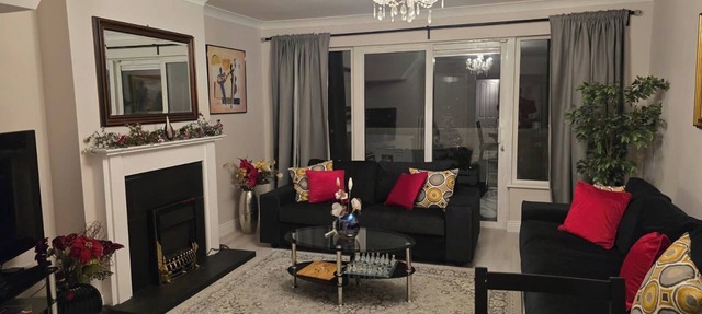 Dublin - 3 Bedroom Cosy Home - Sleeps Max 7