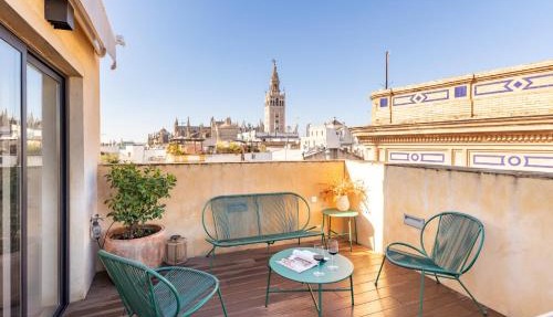 Duplex con Terraza Privada y vistas a la Catedral
