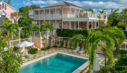 Eleven Bahama House