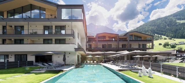 ELVA Premium Apartment Hotel