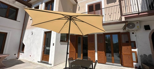 Entire Residence with 3 Apartments, Mountain View, Wi-Fi and Air Conditioning