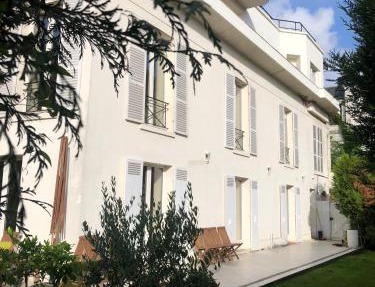 Exceptionnel, 130 m2, vue aérienne sur Paris