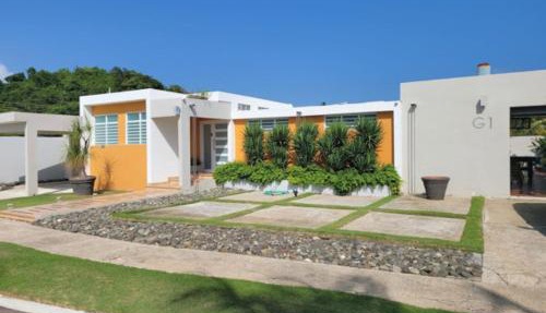 Exclusive 5-Bedroom Beach Villa in Humacao