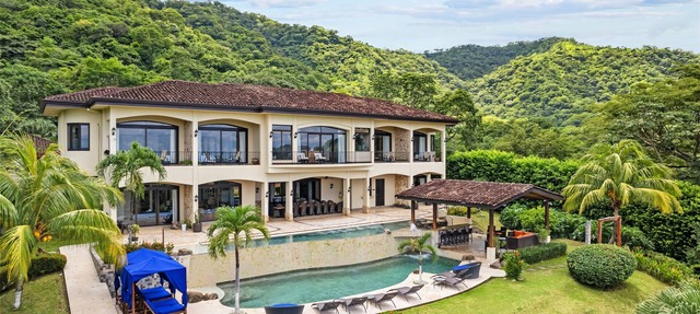 Exclusive 8-BR Ocean-View Villa for Groups & Weddings – With Custom Meal Plans