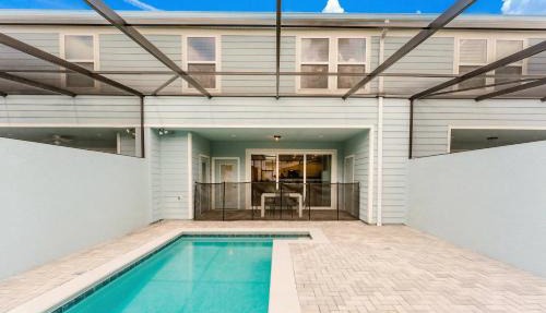 Family 5BR Retreat w Private Splash Pool