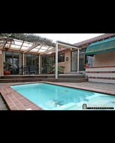 Felicity peaceful home stay