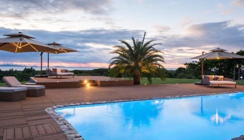 Fiji's Prime Vacation Home, Spectacular Ocean Views & Crystal Clear Pools!