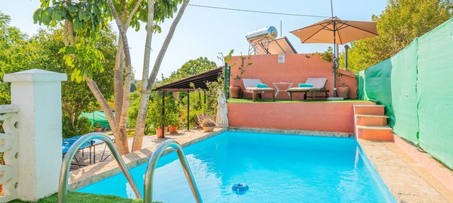 Finca Alqueria with Mountain View, Pool, Garden, Terrace, A/C and Wi-Fi
