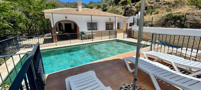 FINCA EL ALMENDRO