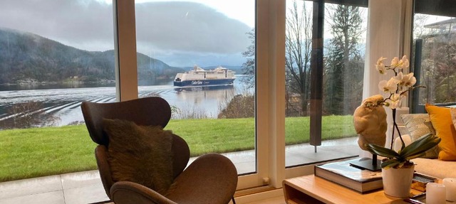 Funky cabin with a panoramic view of the Oslofjord