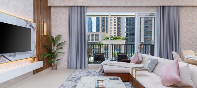 GLOBALSTAY. Creek Horizon Tower 2