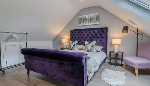 Gorgeous Loft Room