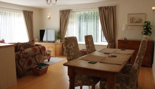 Guest house close to station