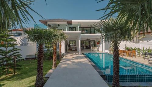 Happy Family Villa-3 New 7 bedrooms Private Pool Villa South Phuket near beautiful beaches