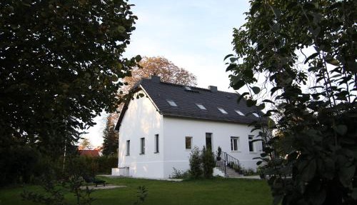 Haus mit Pool, Garten und Gym in Berlin