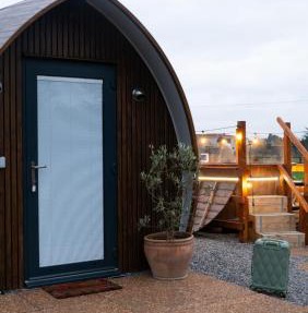 Hidden Acres- Luxury Glamping Pod Mint