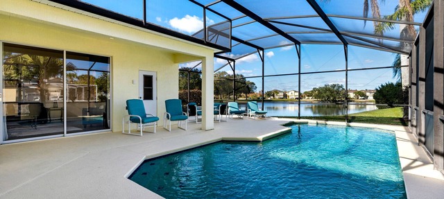 Hills Bay Retreat