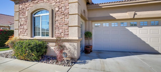 Indio Casita: 2 Mi to Coachella & Stage Coach!