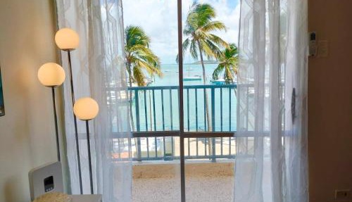 Island bliss apartment