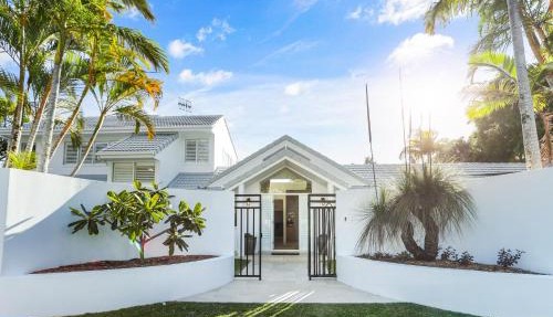 Island living in the heart of Noosa