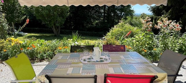 JARDIN FLEURI - SUS - Gîte