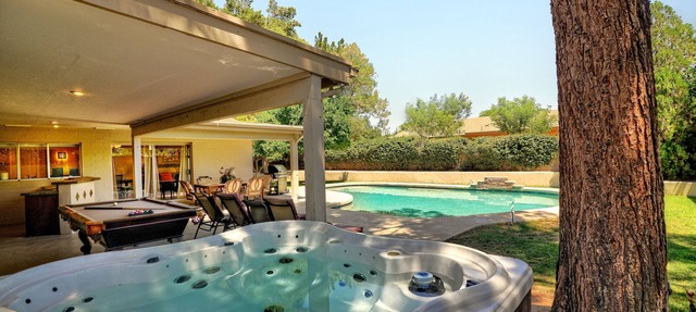 Just Listed! Kierland Home w Htd Pool and Hot tub