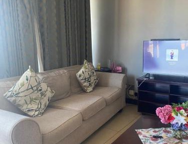 Large 1 Bedroom Partial Seaview 6th Floor Unit