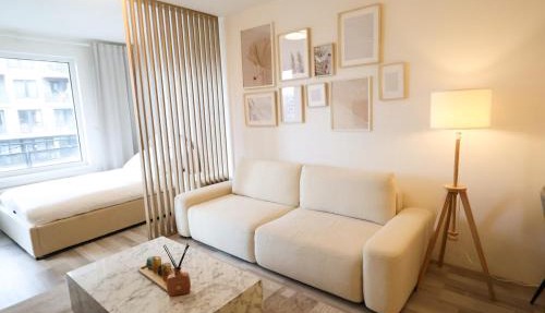 Leo Cozy Flat Big Balcony Prague
