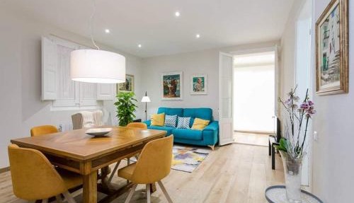 Lovely Designed House Connected To Center