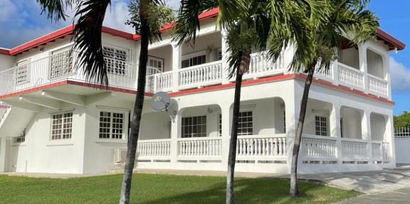 Luxurious One and Two Bedroom Villa