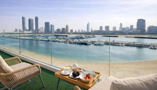 Luxury Beachfront Marina View Apartment With Private Beach Access By Green Sky Holiday Homes