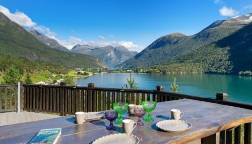 Luxury cabin with amazing views