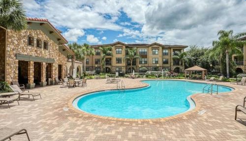 Luxury Resort Condo Minutes from Disney