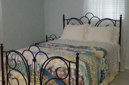Lynn's Cozy Cottage