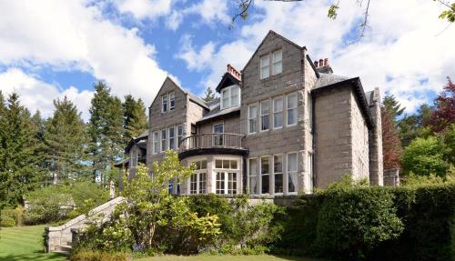 Lys-Na-Greyne Country House