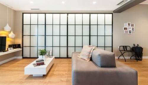 Ma Maison No2 Luxury Suite, Parking, 200Mbps,Metro