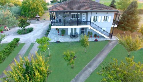 Meteora countryside villa