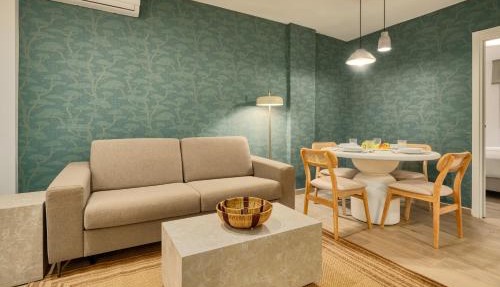 MOON Apartments