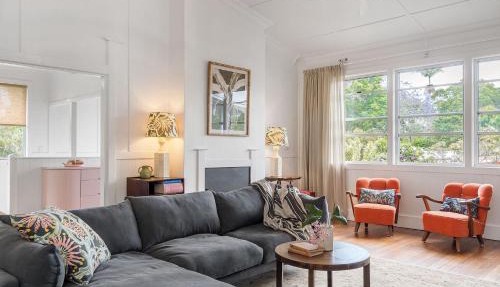 Mullum River House - waterfront heritage home