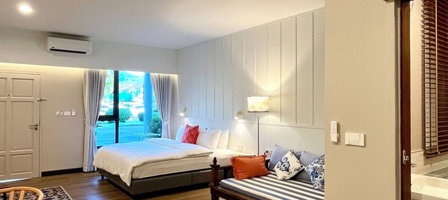 Nautical Home & Seashell House B&B