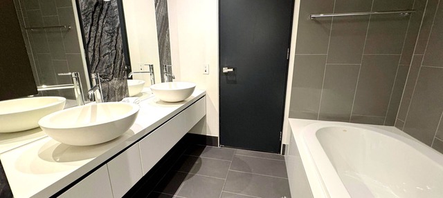 Nice in New Acton - 2bd 2bth Apt