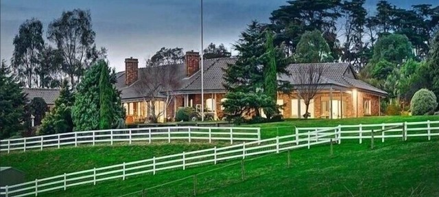 Oak Hill Estate - Main House plus Cottage