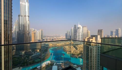 Opera Grand Sky Luxurious 3-Bedroom Apartment in Downtown Dubai with Panoramic Burj Khalifa View