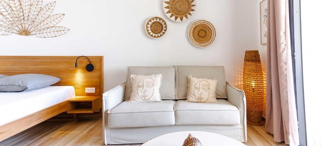 Orient Bay beachfront apartment
