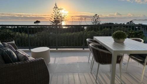 Panoramic Ocean View - 4th Floor Designer 2BR 2BTH