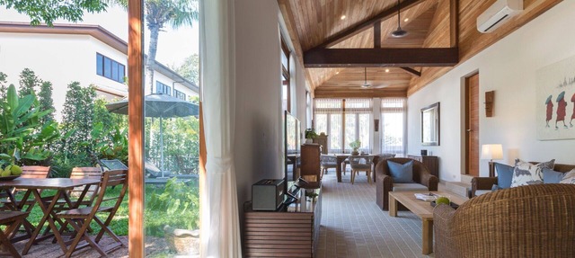PAPAYA GARDEN VILLA, 3BR, 2BA, up to 8 Guests, 5' drive from Chaweng Beach