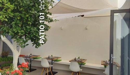 Patio 101 "Exclusive"
