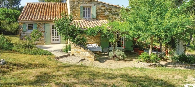 Pet Friendly Home In Ribaute