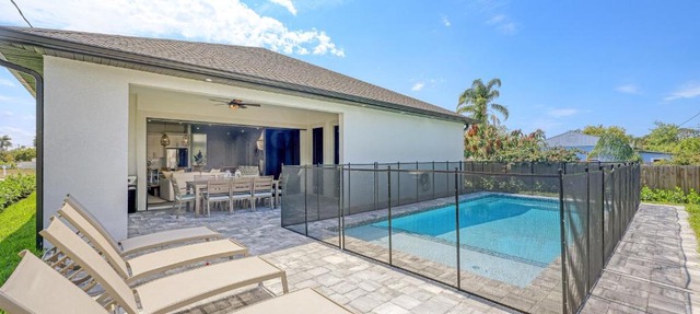 Priv pool & near beach