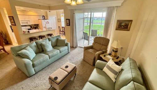 Private Golf Course Condo, Club Membership Available!